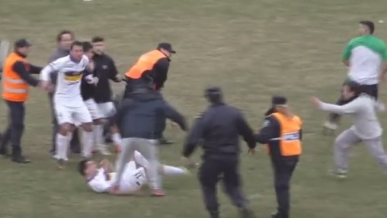 argentina-football-brawl